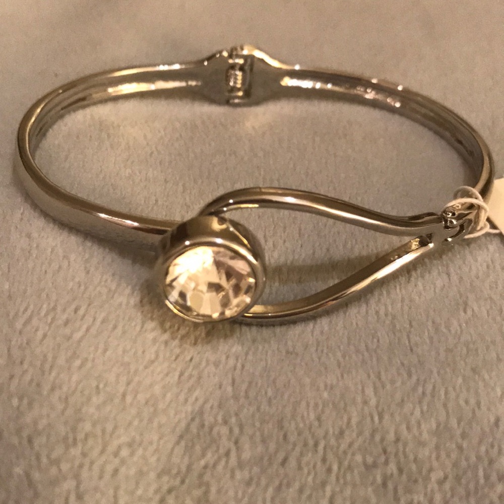 Versona bangle bracelet